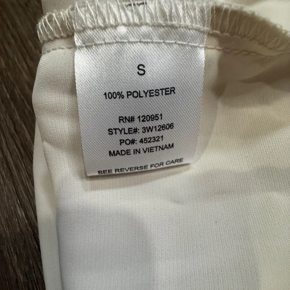 Olive + Oak Women's Cream Peplum Tank Size Small, NWT, Tie-Back, Blouse, Summer - Picture 6 of 9